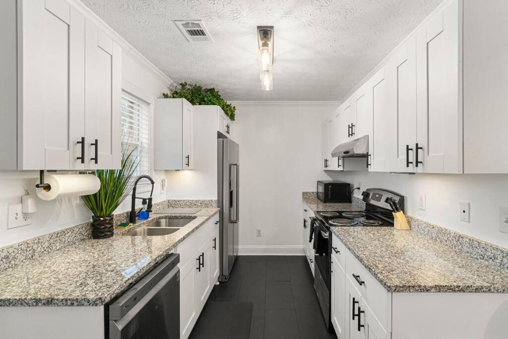 אטלנטה Modern 3Bd,2Ba Townhome Near Stadiums In Metro-Atl מראה חיצוני תמונה